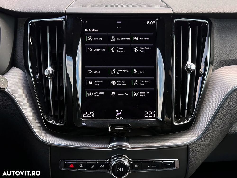 Volvo XC 60 B4 D AWD Geartronic RDesign - 28
