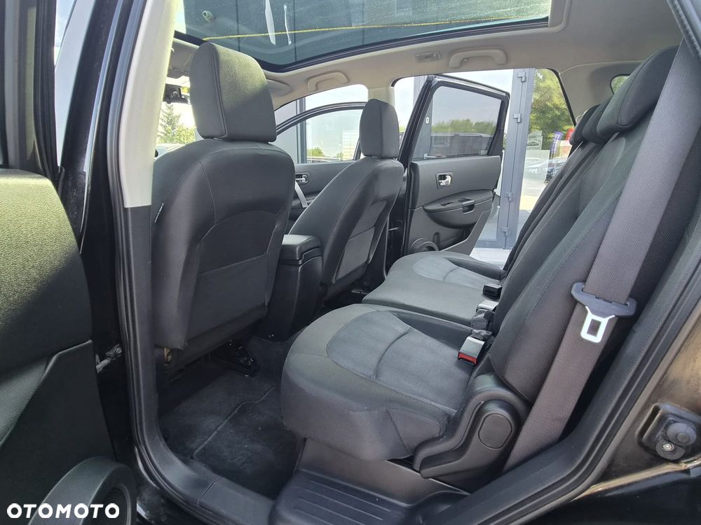 Nissan Qashqai+2 - 20