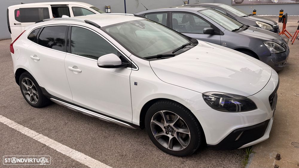 Volvo V40 1.6 D2 Volvo Ocean Race Powershift - 1