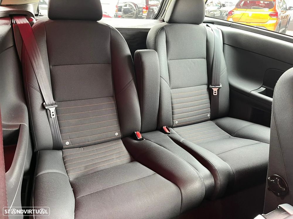 Volvo C30 1.6 D - 14