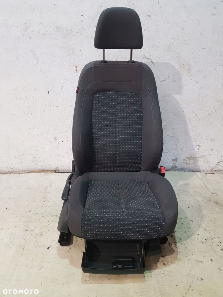 fotele kanapa seat exeo eur kombi kpl grzane 10r - 16