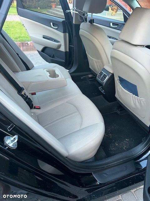 Kia Optima 1.7 CRDI Vision - 12