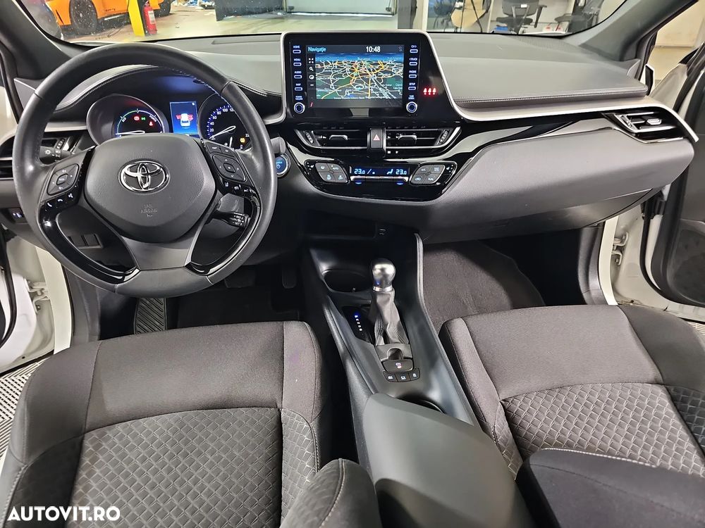 Toyota C-HR - 9