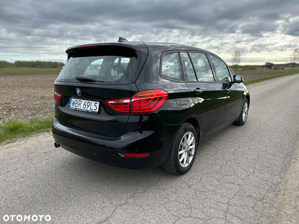 BMW Seria 2 218d Luxury Line - 8