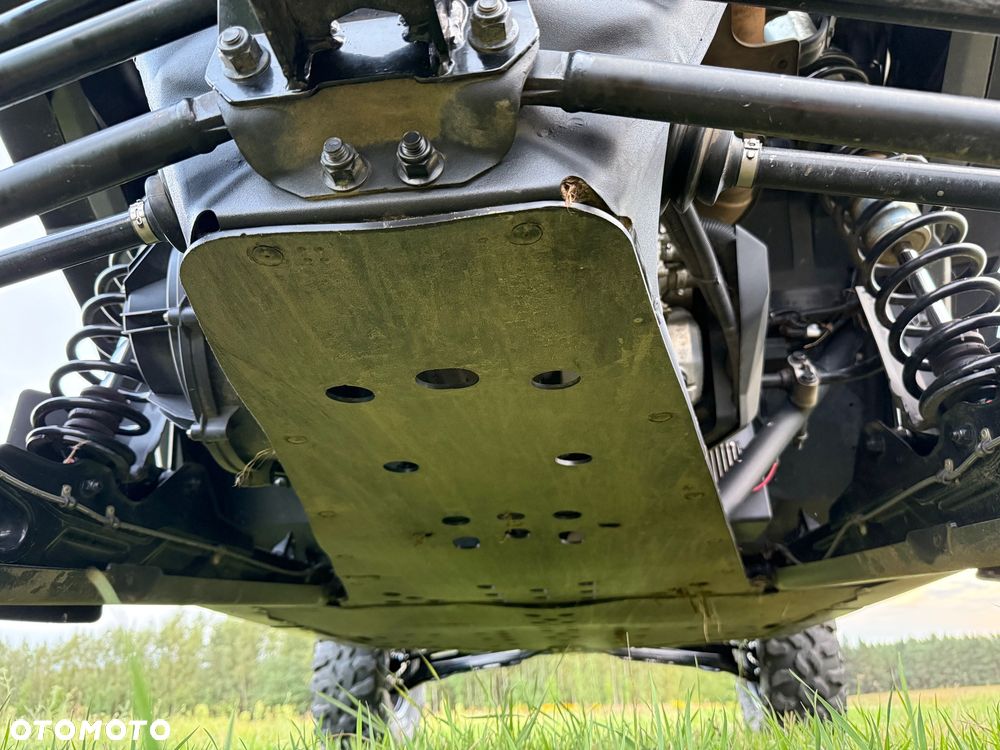 Can-Am Maverick - 12