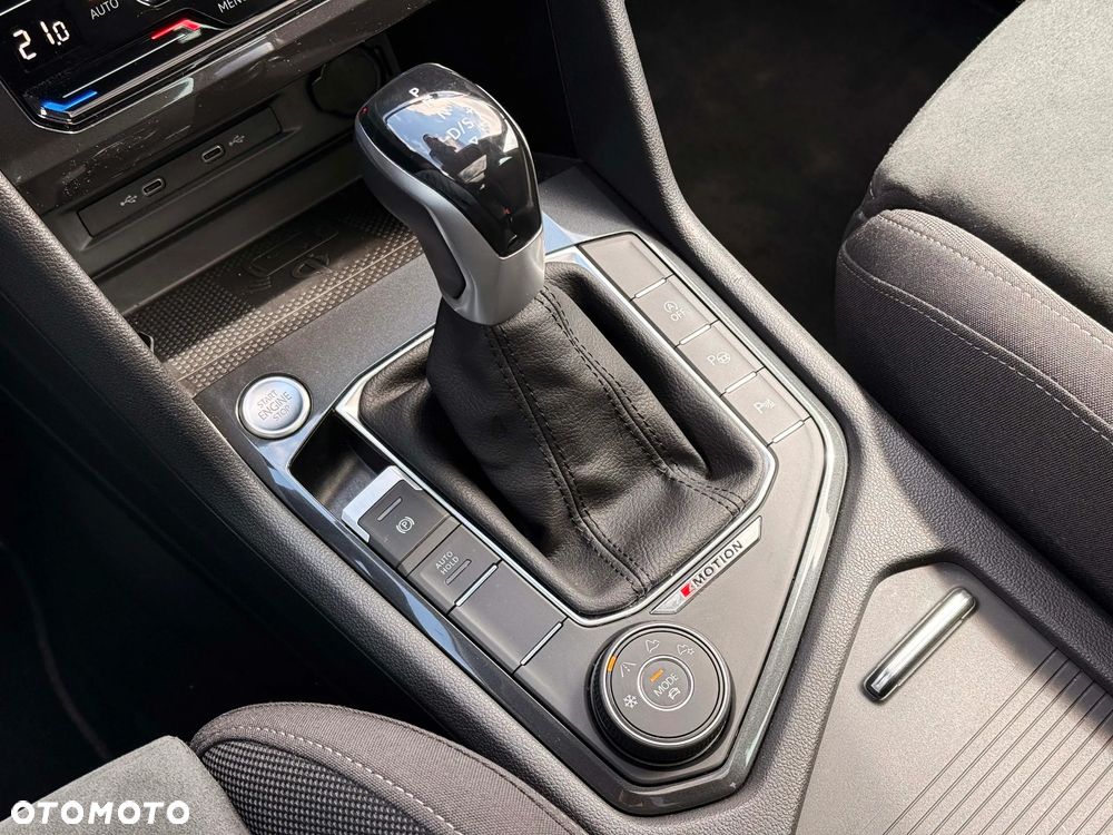 Volkswagen Tiguan 2.0 TDI SCR 4Mot Elegance DSG - 25