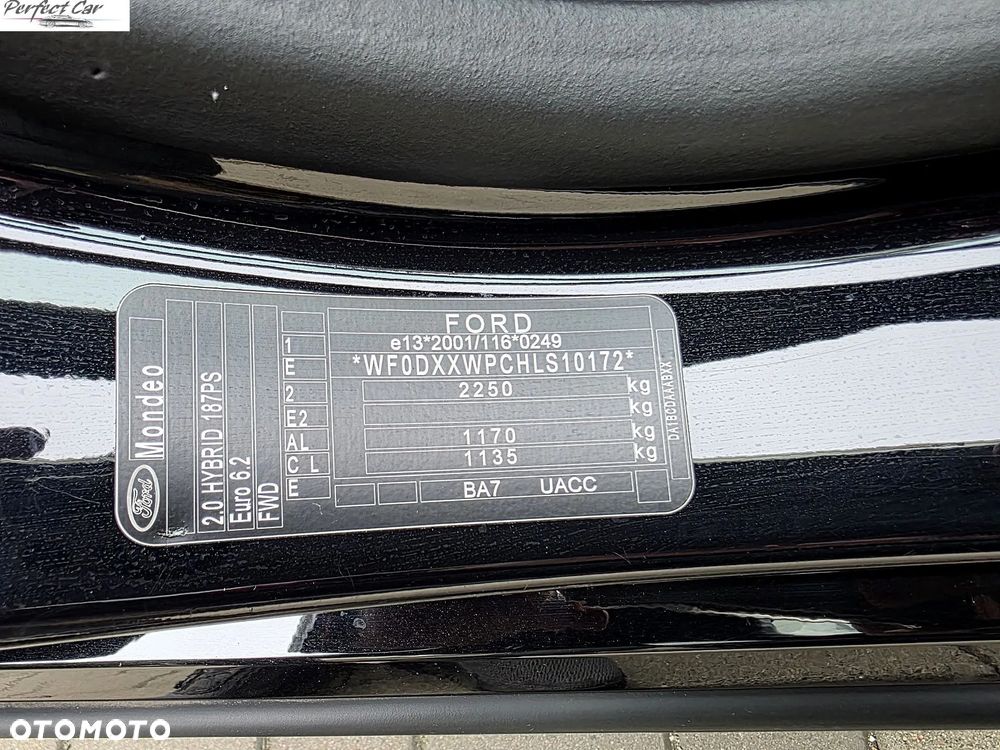 Ford Mondeo 2.0 Hybrid Vignale Plus - 36