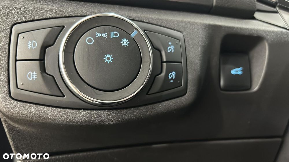 Ford Mondeo 2.0 EcoBlue Titanium - 22