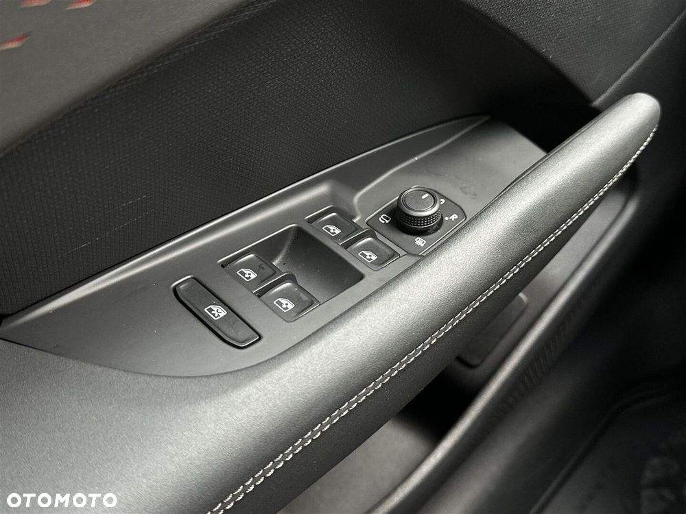 Cupra Terramar 1.5 eTSI mHEV DSG - 17