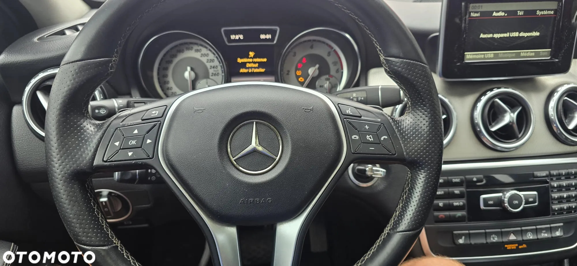 Mercedes-Benz Klasa E 220 BlueTEC 9G-TRONIC Elegance - 23