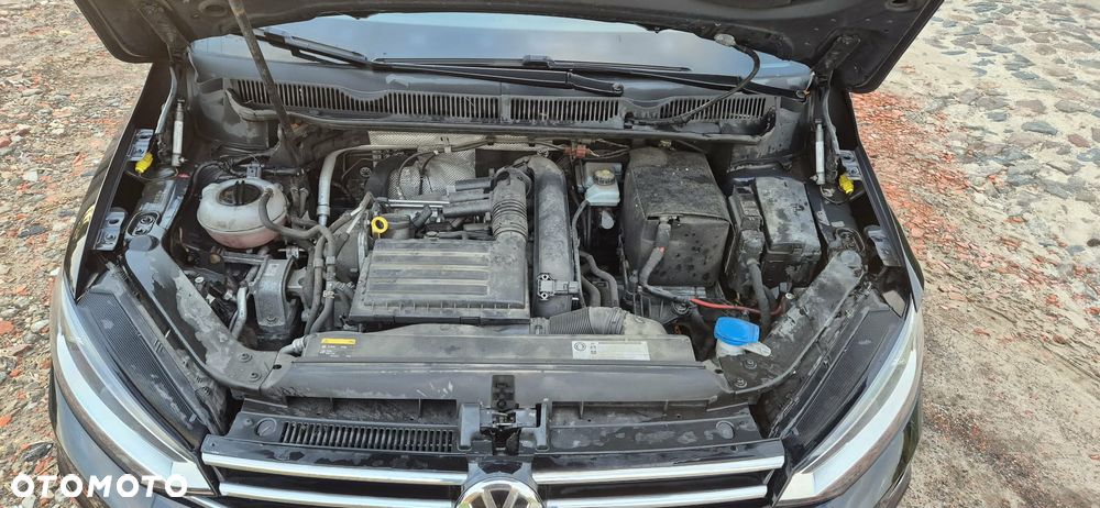 Volkswagen Touran - 8