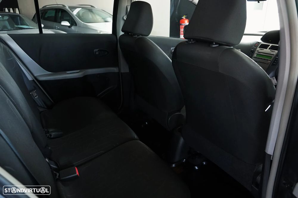 Toyota Yaris 1.0 VVT-i Comfort+AC - 20