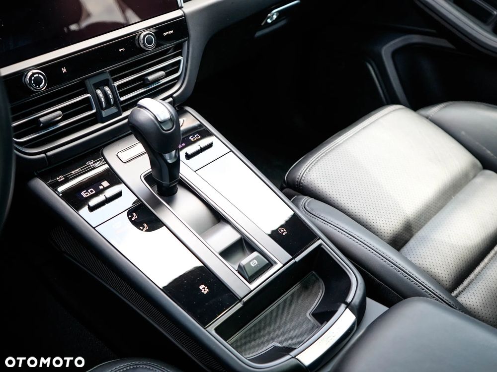 Porsche Macan Standard - 20