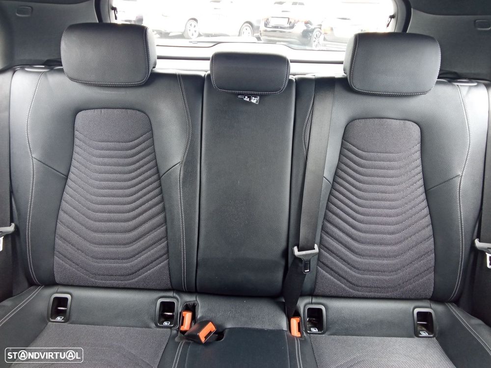 Mercedes-Benz A 250 e Style Plus — fotografia 32
