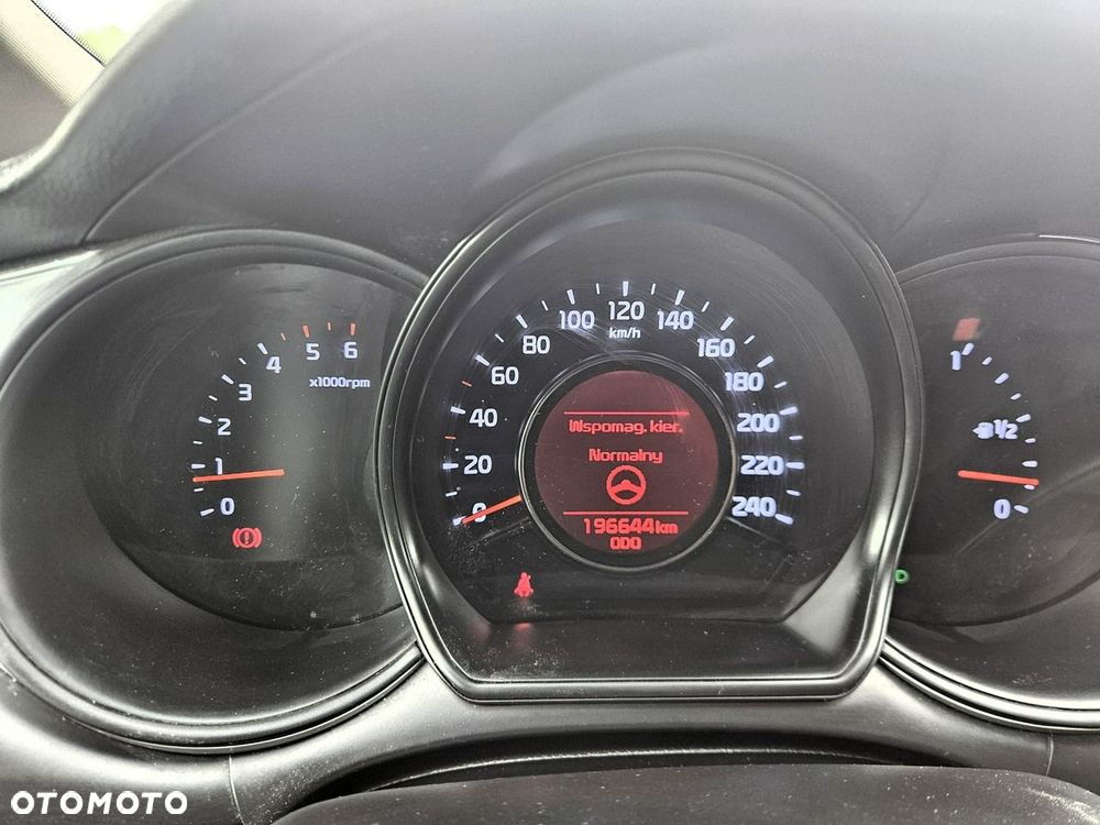 Kia Ceed 1.6 CRDi 128 Dream-Team Edition - 30