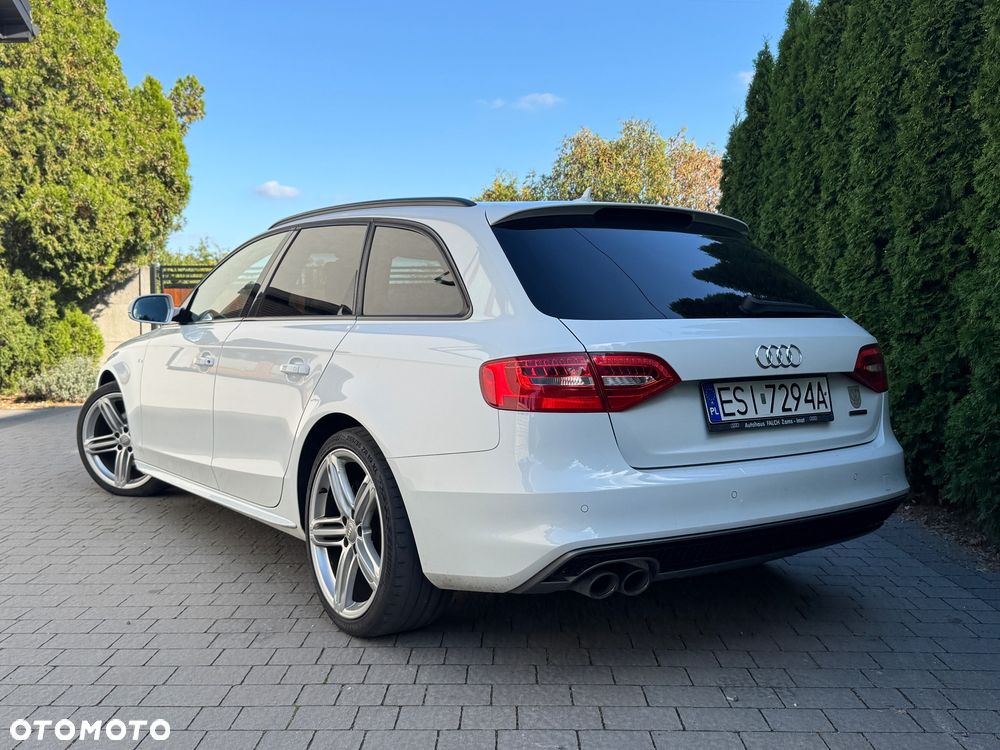 Audi A4 - 4