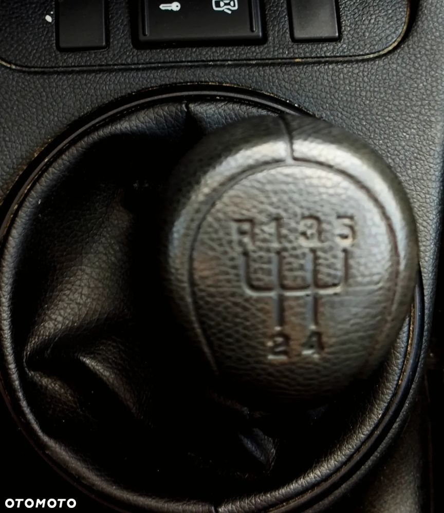 Skoda Fabia - 24