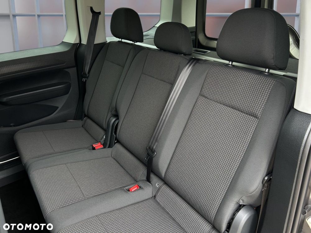 Volkswagen Caddy 1.5 TSI DSG - 17
