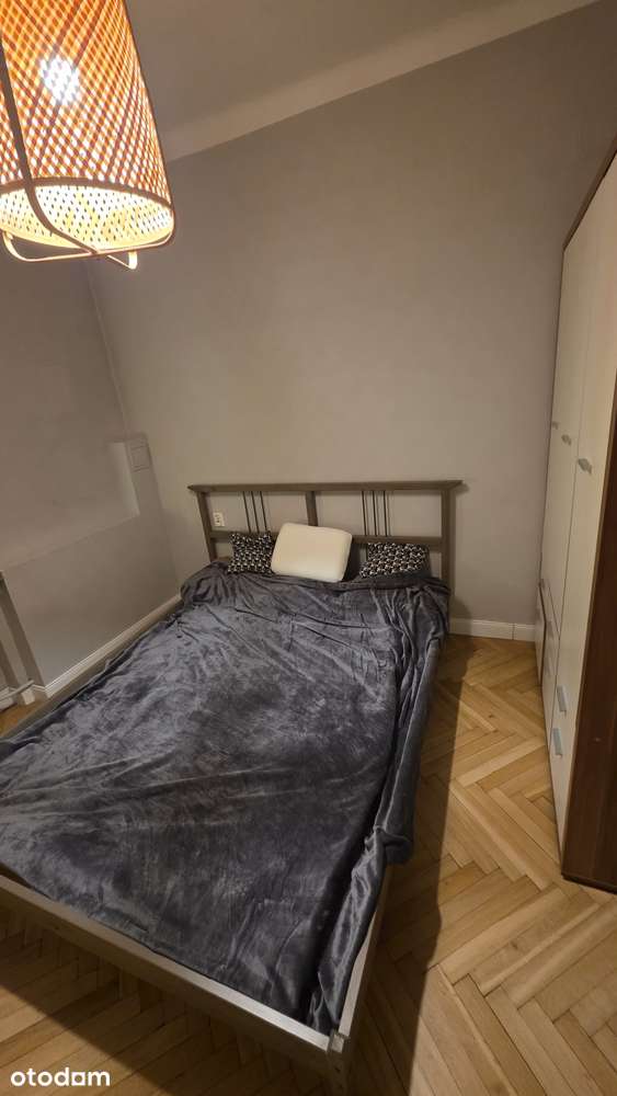Wynajmę 50m² blisko Łazienek, świetna komunikacja! Od zaraz.