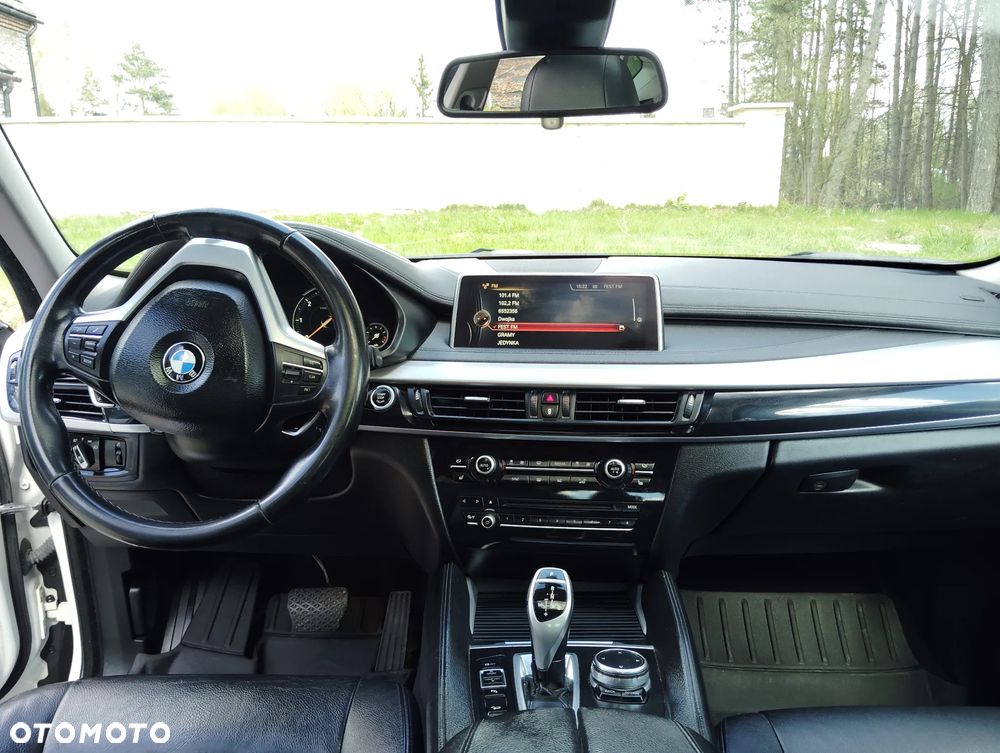 BMW X6 xDrive30d - 11