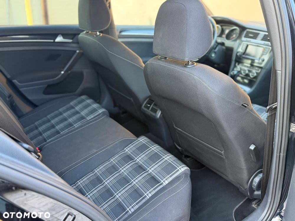 Volkswagen Golf GTD 2.0 TDI SCR DSG - 18