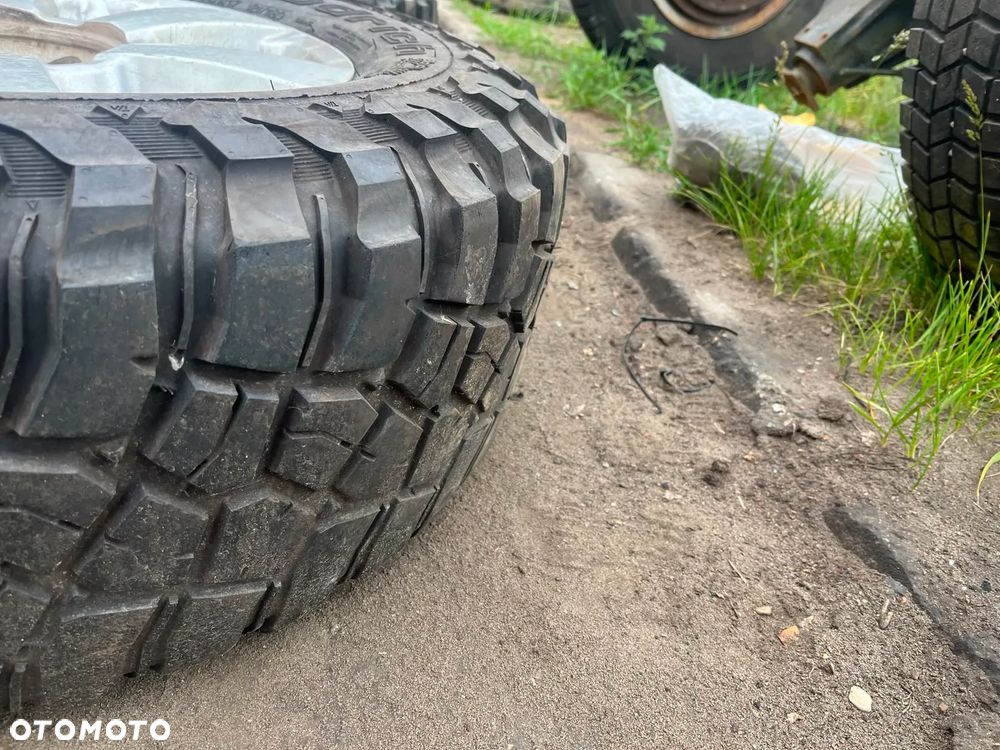 Alufelgi 17 cali z oponami BF Goodrich Mud-Terrain T/A 265/70 R17 - 7