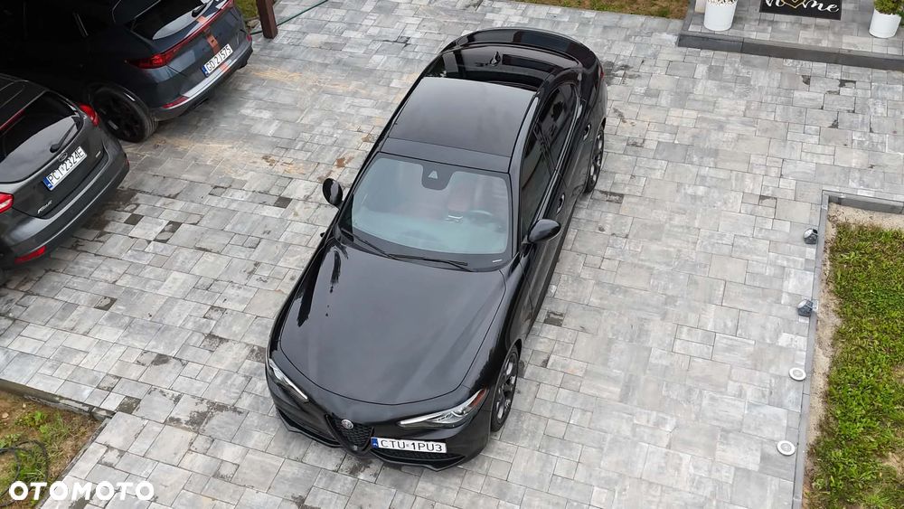 Alfa Romeo Giulia 2.0 Turbo 16V AT8 Veloce Ti - 2