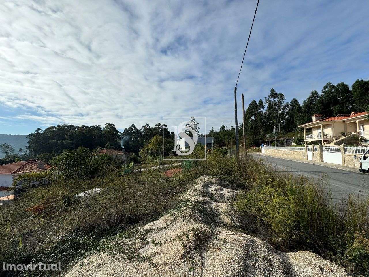 Terreno urbano com 540 m², em Vimieiro, Braga - Grande imagem: 4/16