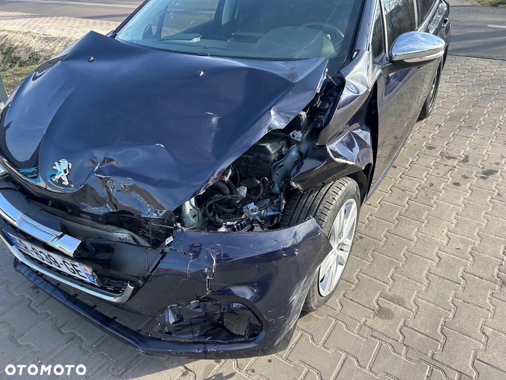 Peugeot 208 1.6 BlueHDi Active - 9