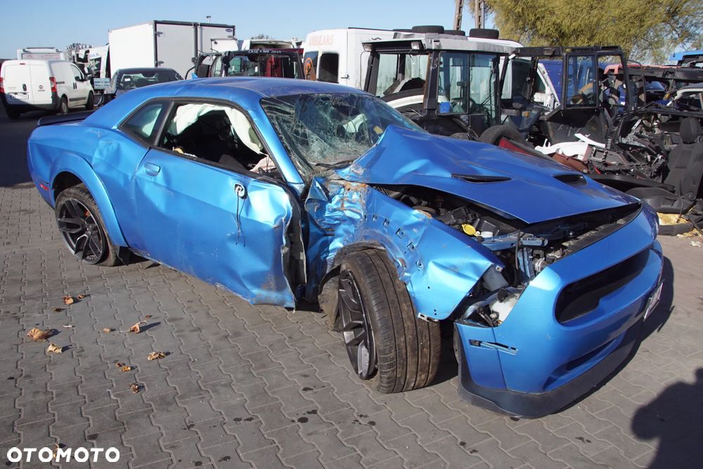 Auto na części 692106889 Dodge Challenger 6.4 2019 SRT brembo lakier pqd silnik skrzynia most zderzak lampa sanki fotele  szyba tylna klapa ćwiartka widebody hdx9 - 9