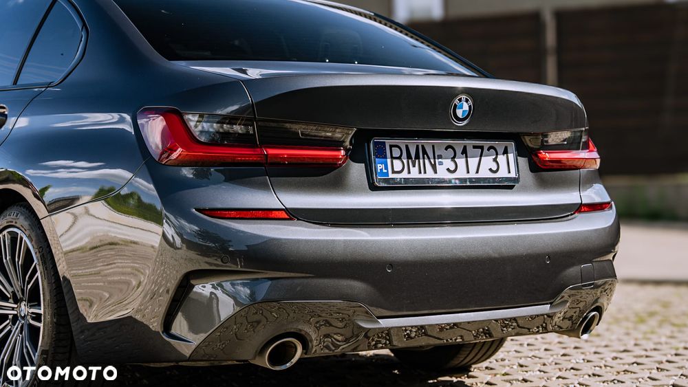 BMW Seria 3 320d M Sport - 6