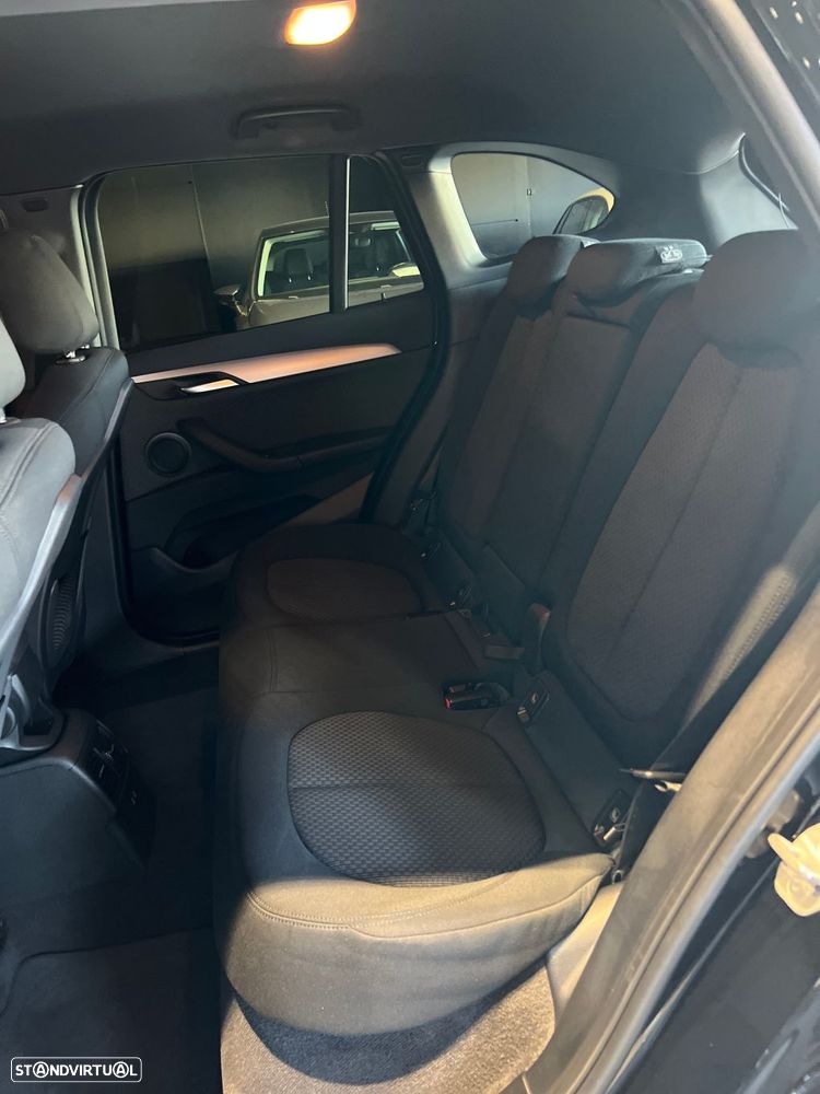 BMW X1 25 e xDrive - 42