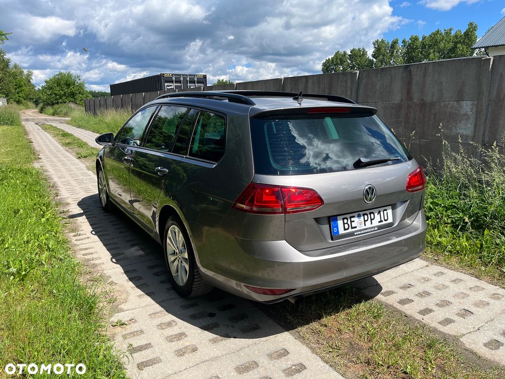 Volkswagen Golf - 4