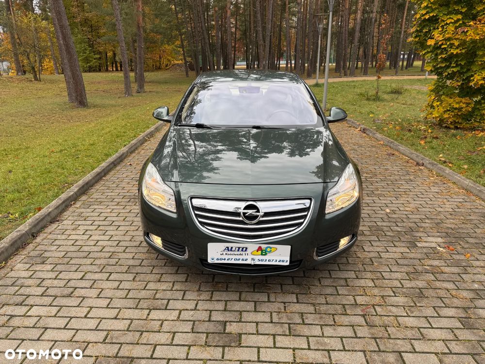 Opel Insignia 2.0 Turbo 4x4 Design Edition - 3
