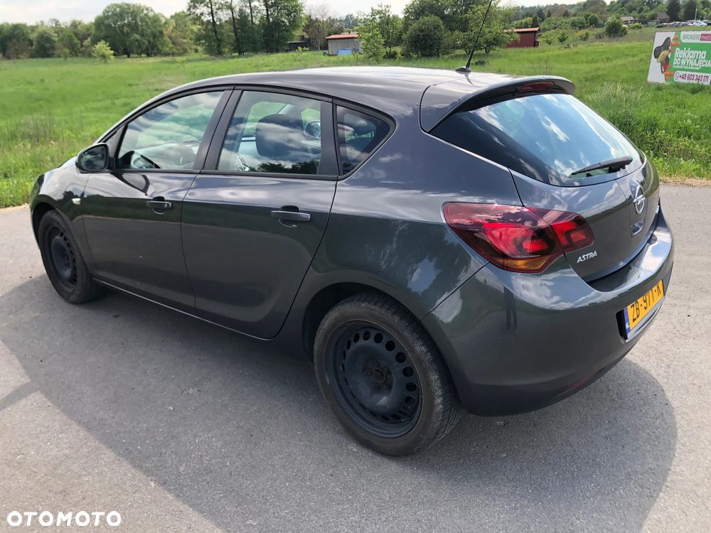 Opel Astra 1.4 ecoFLEX - 7