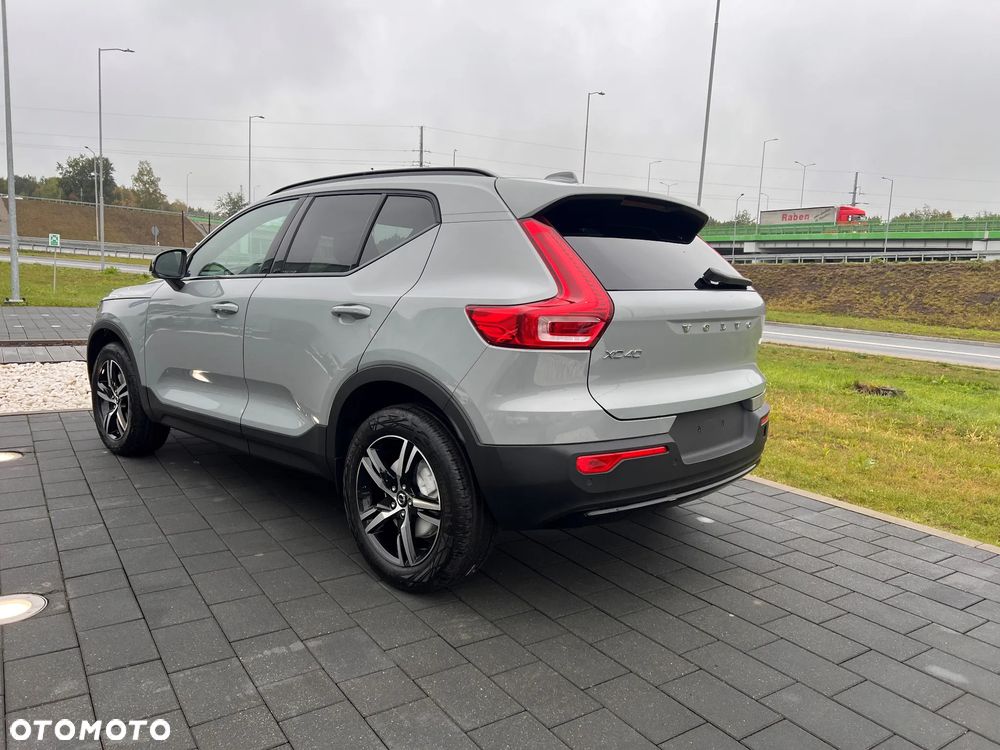 Volvo XC 40 - 3