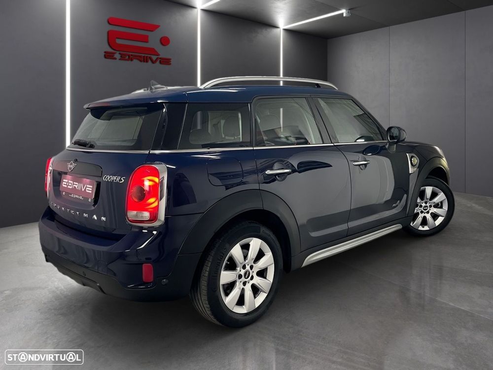 MINI Countryman Cooper SE ALL4 Auto - 6