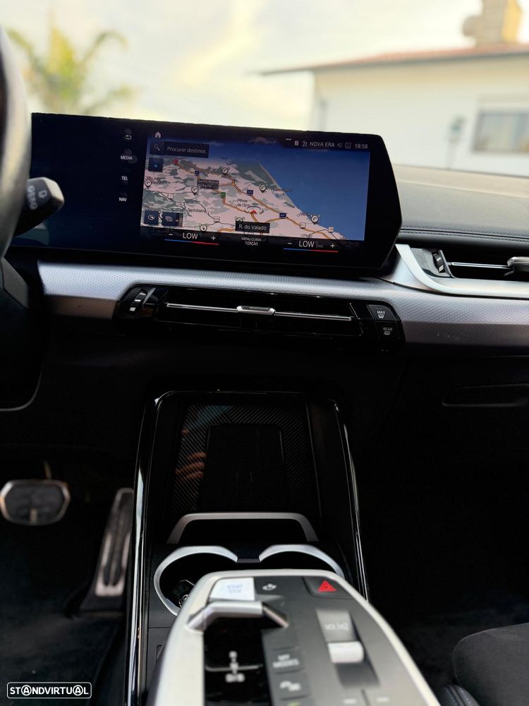 BMW iX1 xDrive30 M Sport Pack - 14