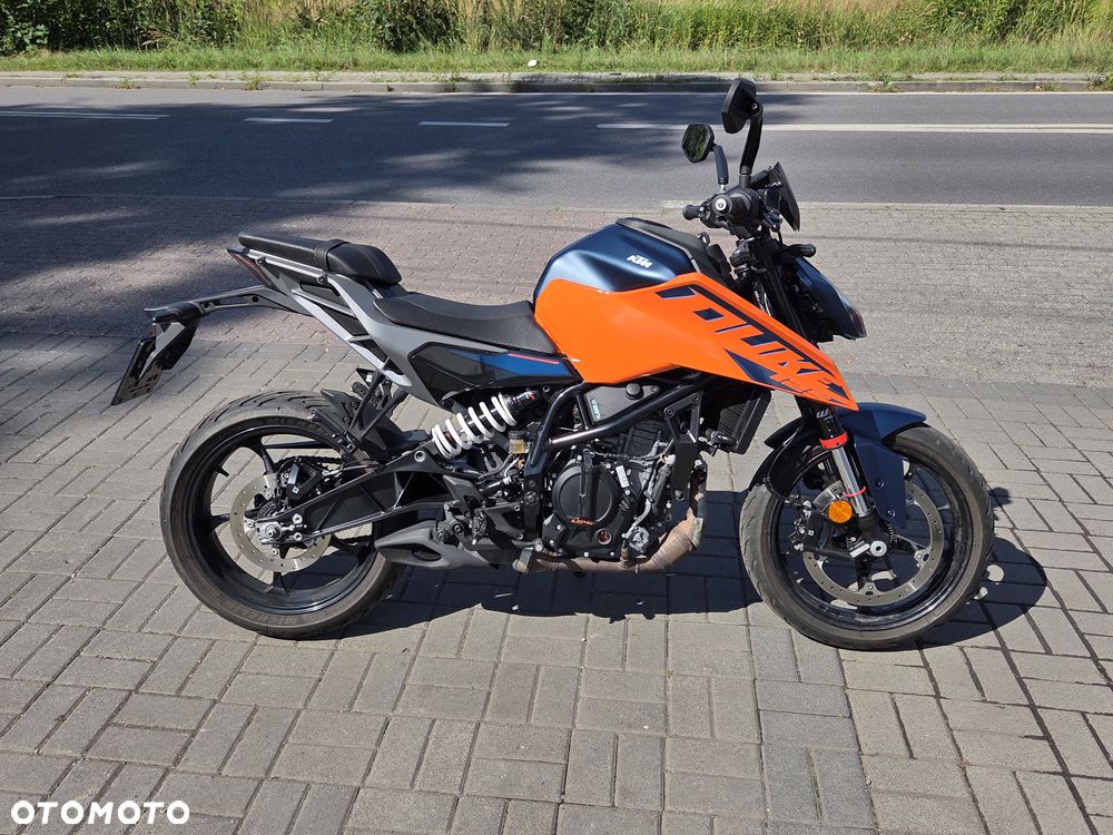 KTM Duke 125 - 14
