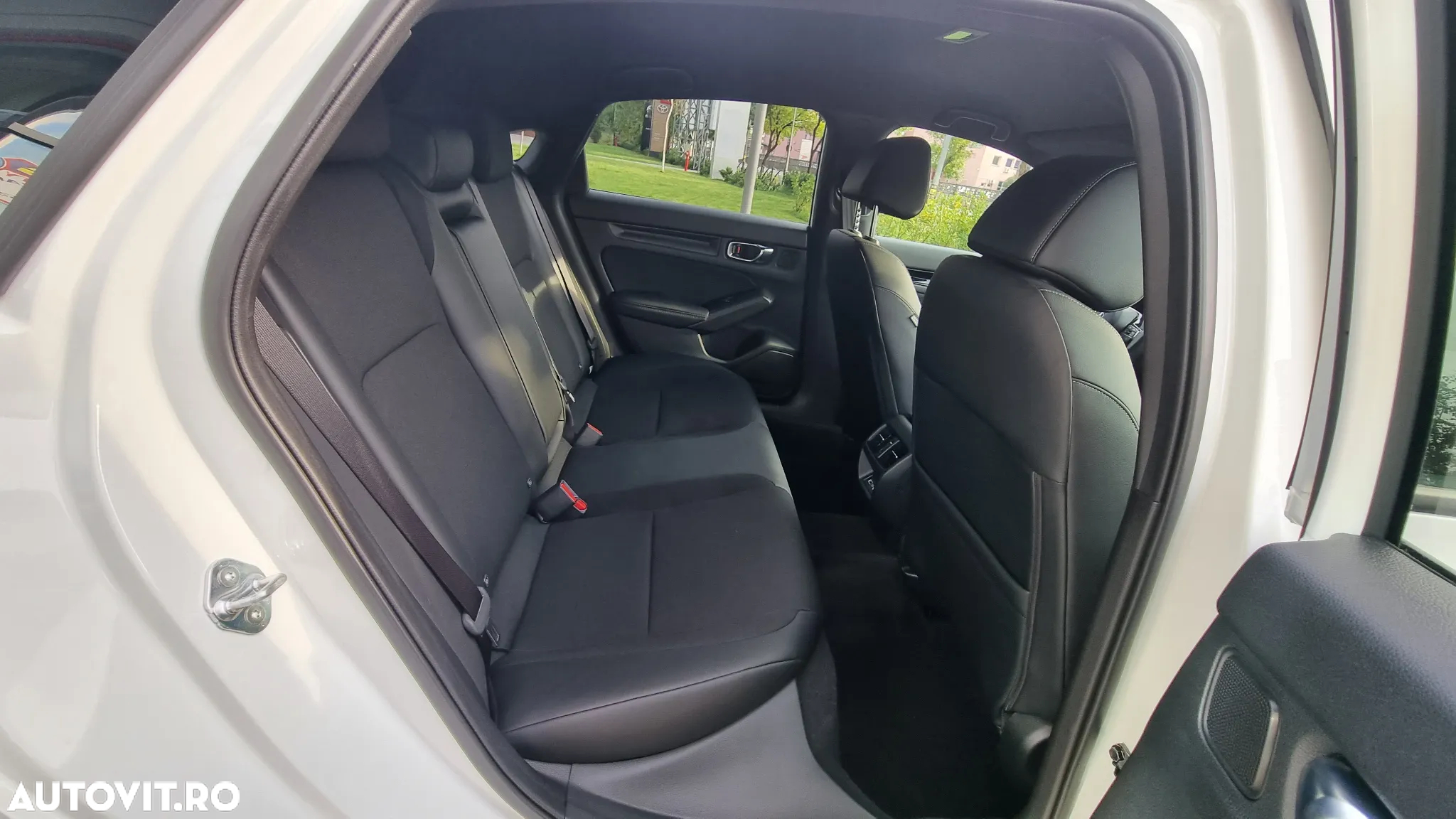 Honda Civic 2.0 e:HEV E-CVT Sport - 8