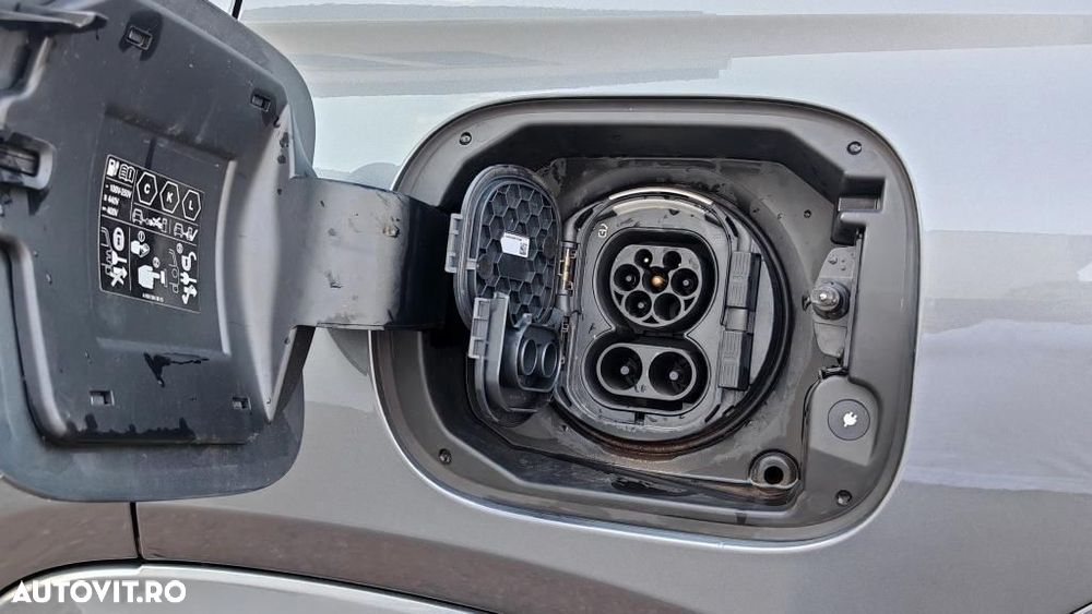 Mercedes-Benz GLE - 41