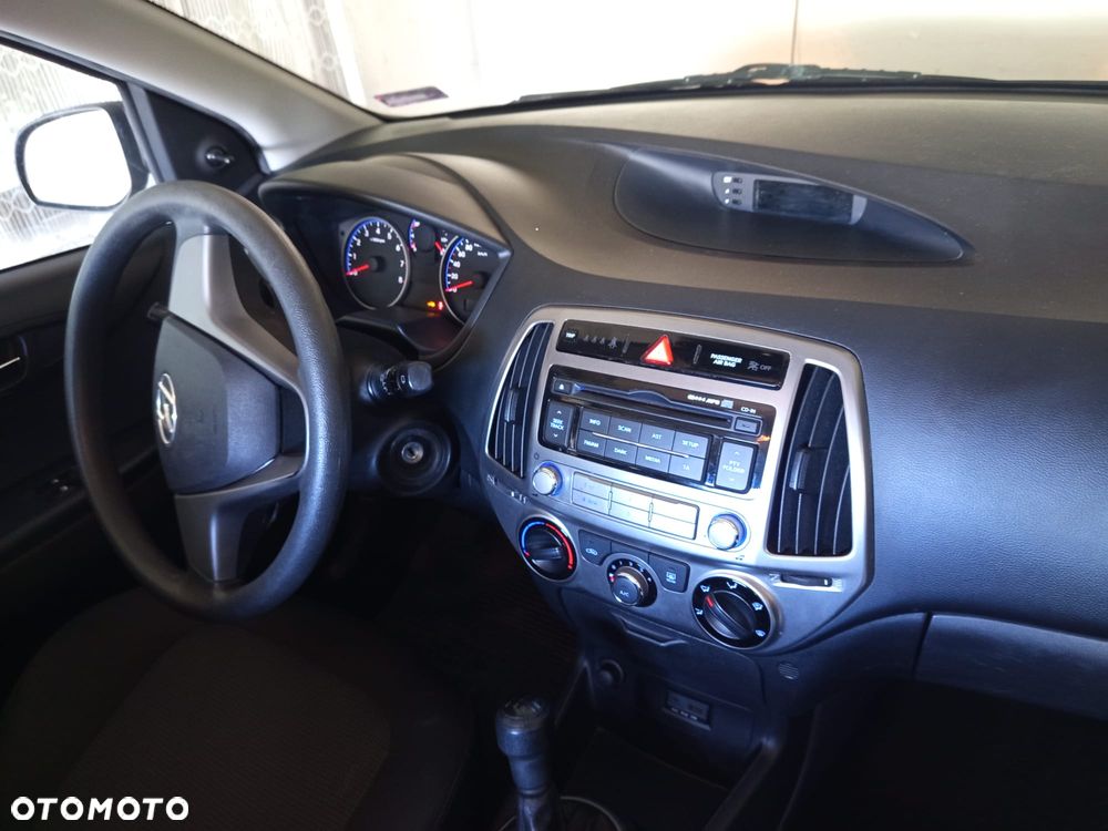 Hyundai i20 1.25 Classic - 8