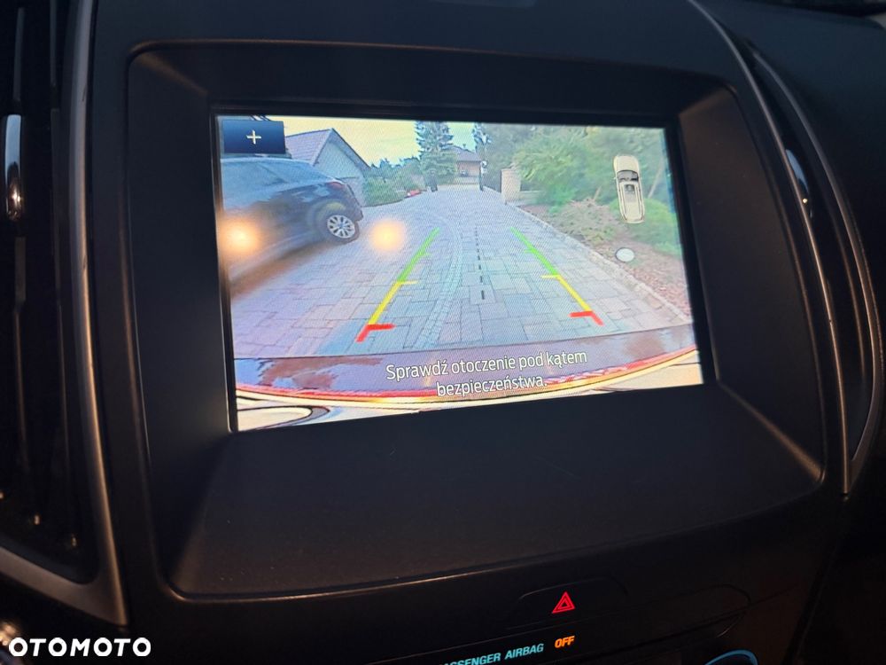 Ford Edge - 15