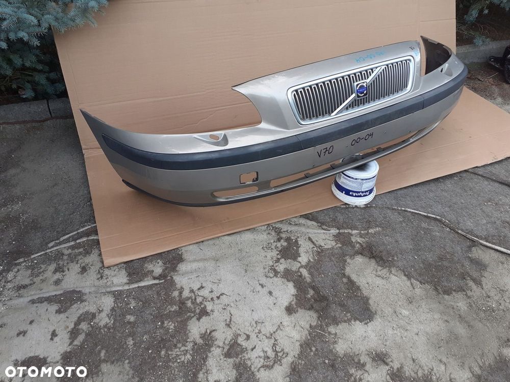 Zderzak przód Volvo V70 00-04r. 09484239/443 - 2