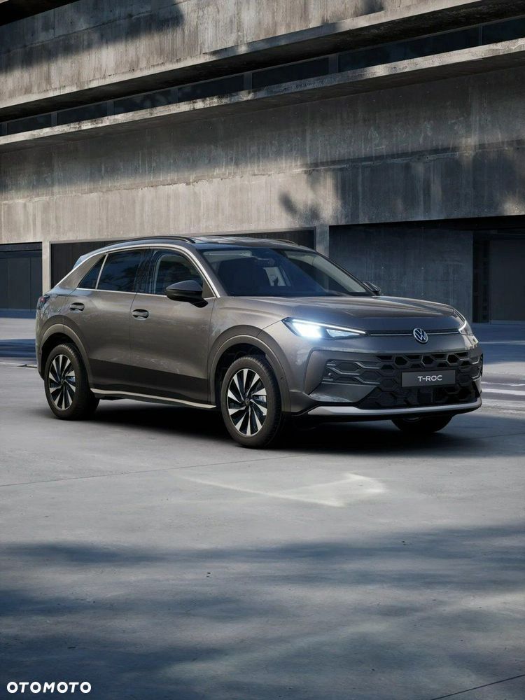 Volkswagen T-Roc - 10