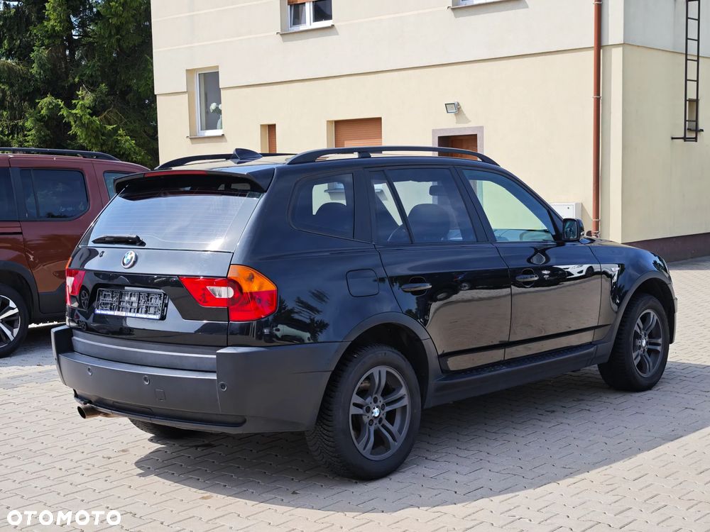 BMW X3 2.0i - 12