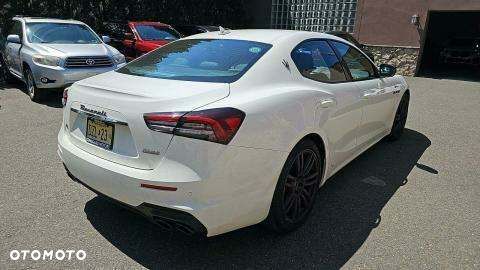 Maserati Ghibli Modena S Q4 - 4