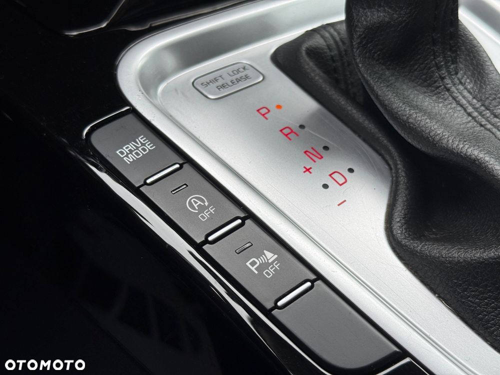Kia XCeed 1.5 T-GDI OPF DCT7 PLATINUM EDITION - 28
