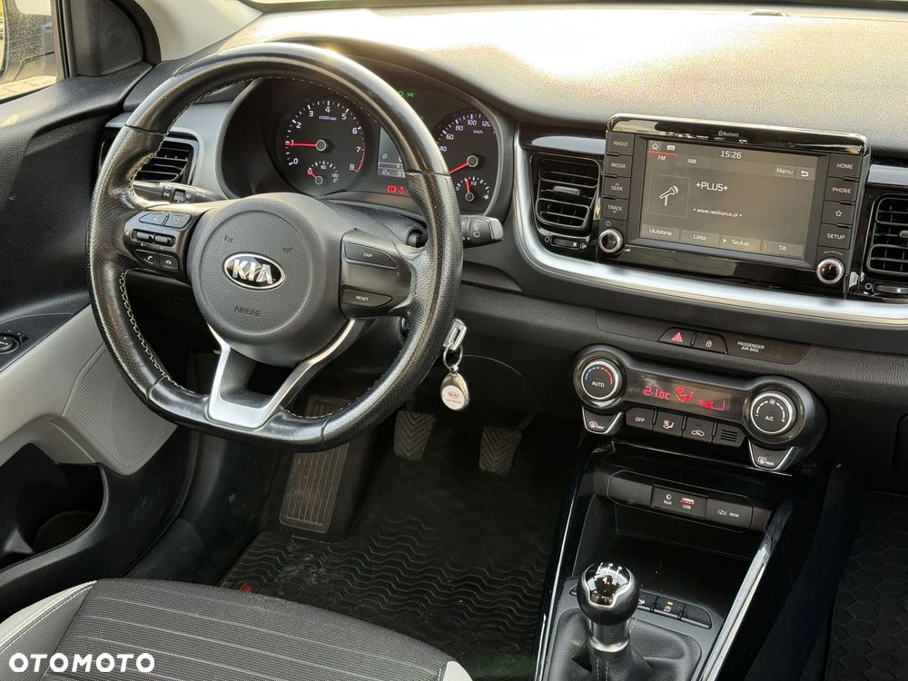 Kia Stonic 1.2 L - 12