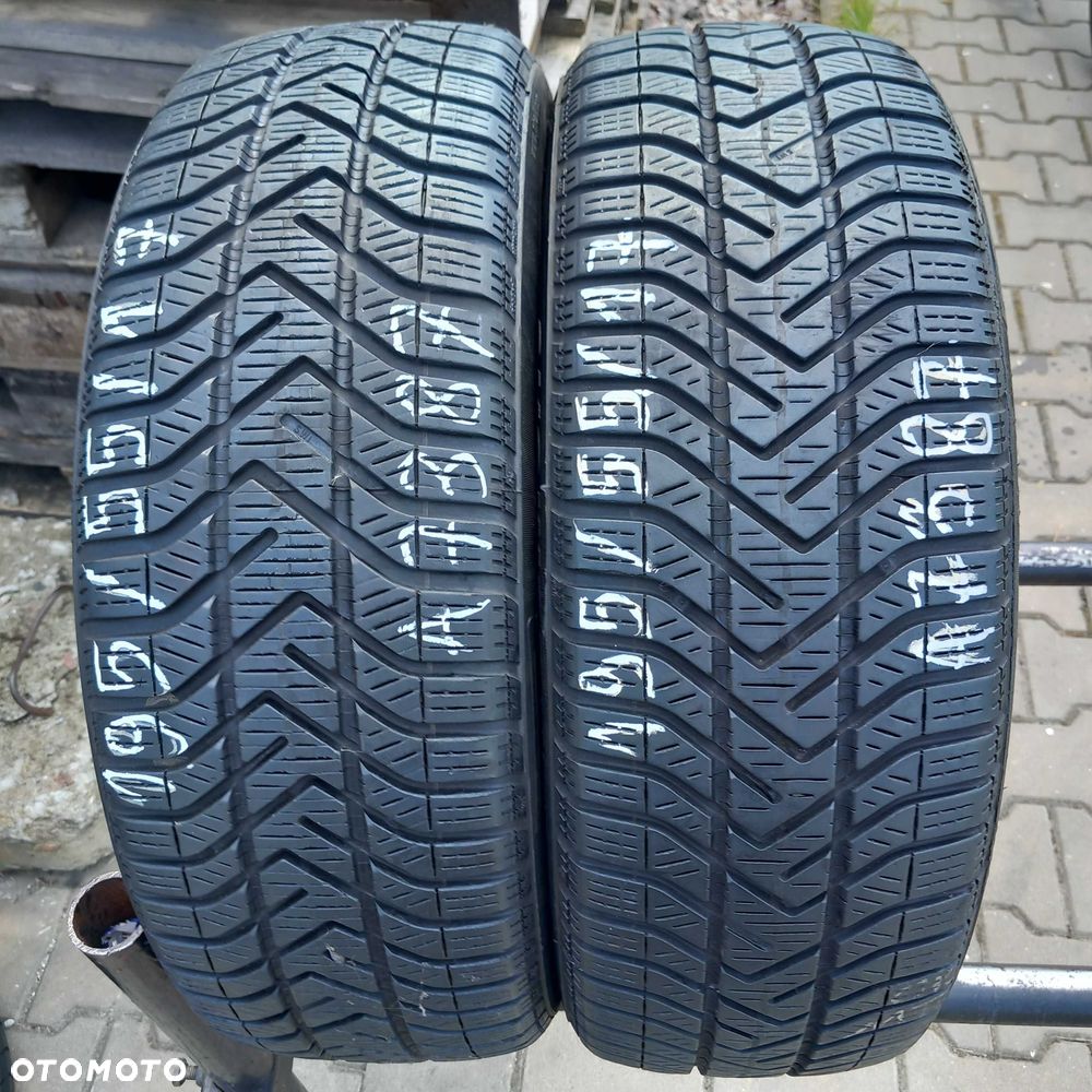 195/55/17 Pirelli Snow Control Serie 3 Winter 210 H:BMW 92H - 1